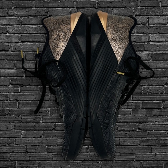 NIKE Women’s Metcon 5 Black Rose Gold Shoe (Size 8) - Picture 3 of 6